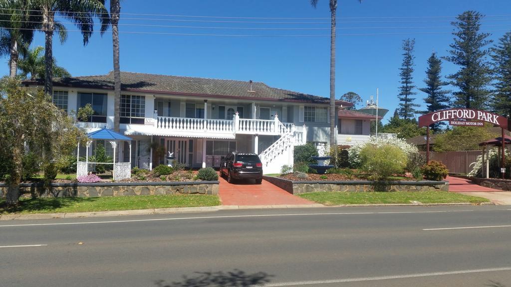 Clifford Park Motor Inn Toowoomba Esterno foto